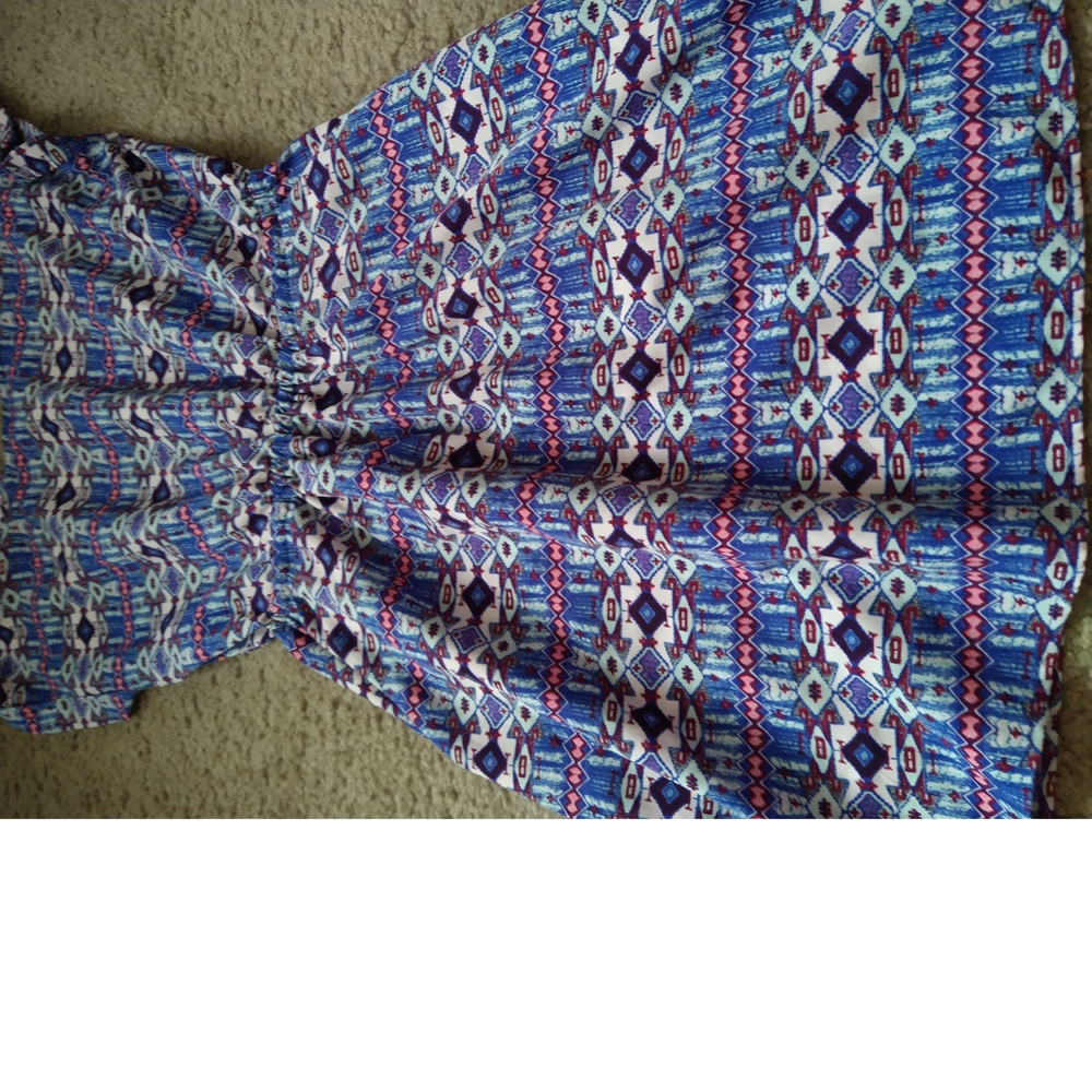 PINK REPUBLIC DRESS - SIZE SMALL - BEAUTIFUL BLUE